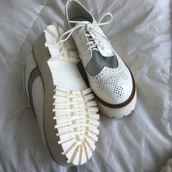 Women’s White Chunky Shoes - Picture 5 of 7